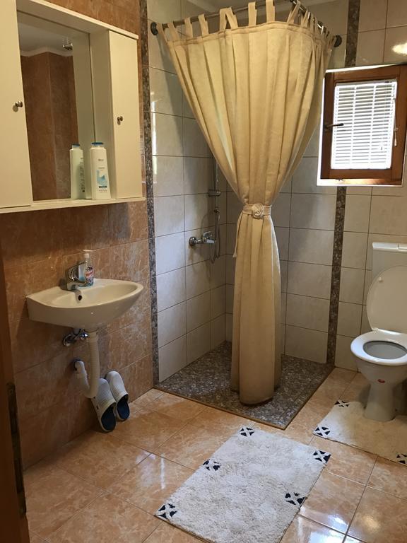 Apartment Near The Airport Saraievo Exterior foto